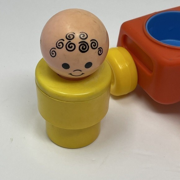 Vintage Fisher‎ Price Little People Chunky 1974 Boy Yellow 3” 1984 Motorcycle - Picture 6 of 11